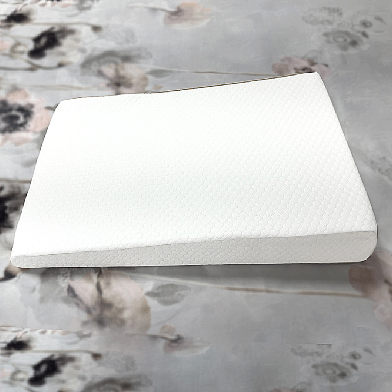 Smooth Wedge Memory Foam Pillow for babies  40x60cm (11x3) White - Cotton Home