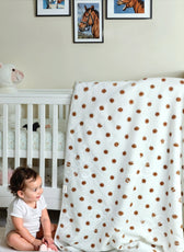 Polka Baby Blanket – Ultra Soft, Lightweight & Cozy Plush 144x110cm Brown
