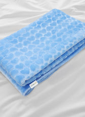 Premium Baby Blanket – Ultra Soft, Lightweight & Cozy Plush with Embossed Hearts, 140x110cm Blue