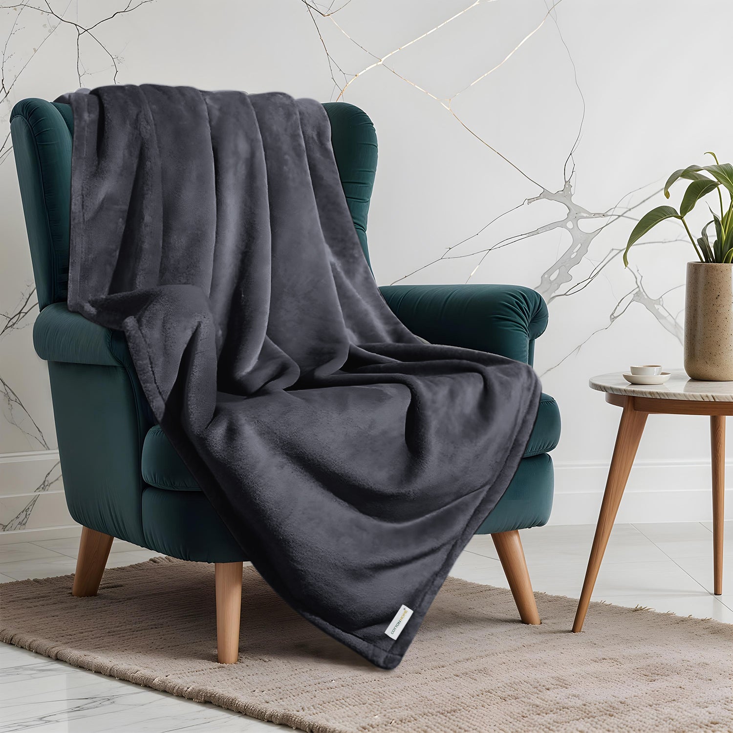 Flannel Blanket Queen 220x240cm Suitable for All Seasons, Warm Throw Blanket  - Black - Cotton Home