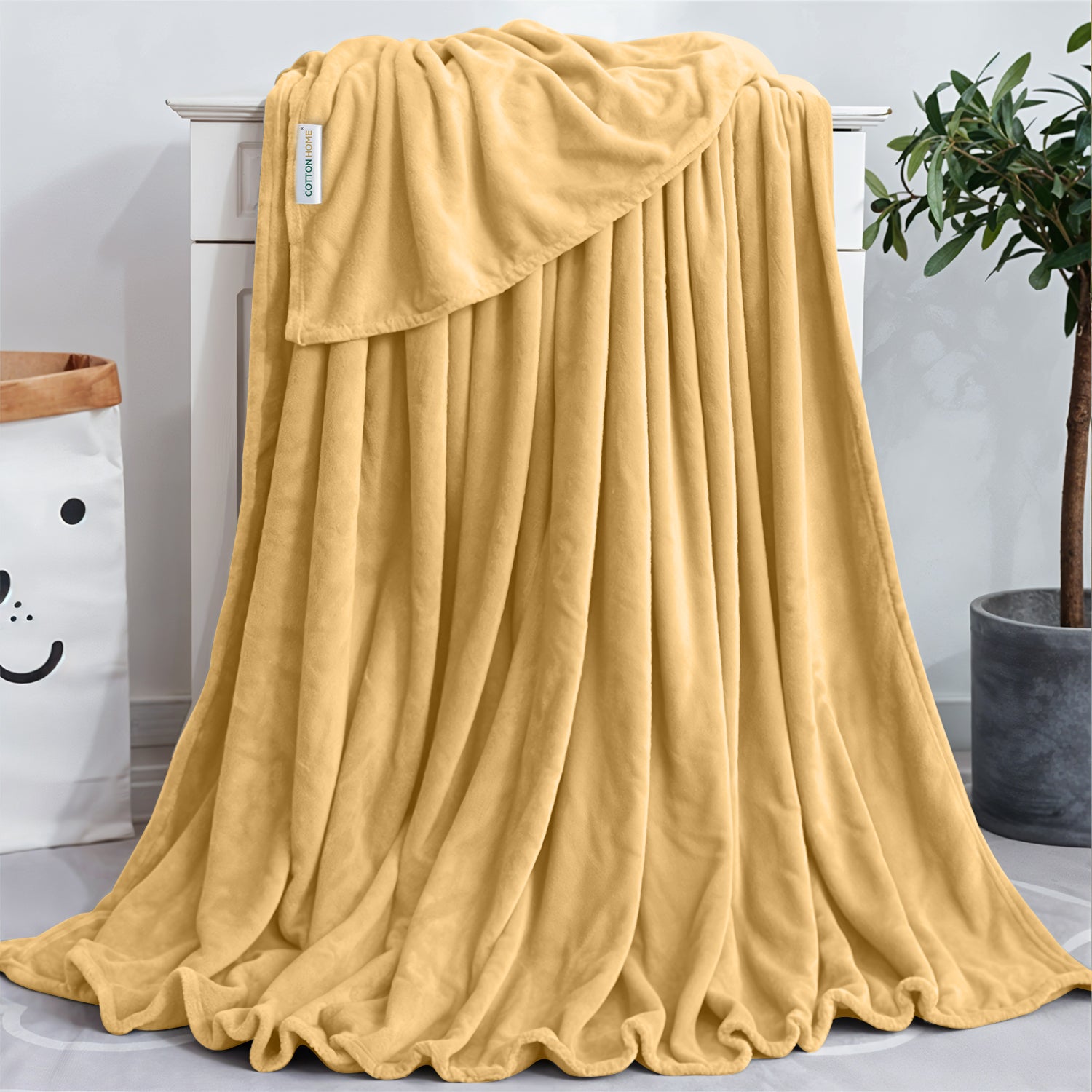 Luxury Flannel Blanket 150x220cm Gold