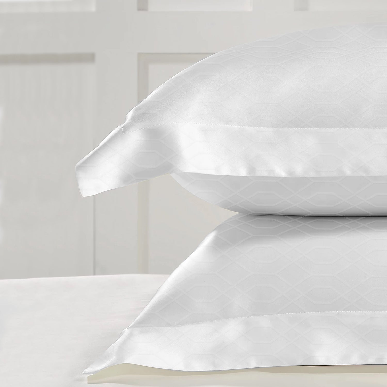 Egyptian Cotton 6 Piece Duvet Cover Set 240x260cm White Loom