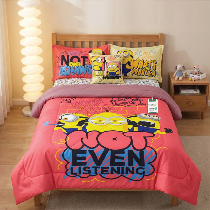Minion Official Kids Bedding Set – 5 Piece Comforter Set Cozy & Colorful Cartoon Character with Matching Pillowcases & Bedsheet