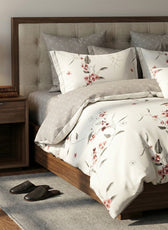 6 Pieces Duvet Cover Set –  220x240cm – Elegant Cream Floral Bedding