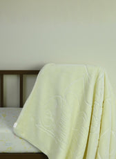 Ultra-Soft Embossed Baby Blanket – Lightweight, Cozy & Plush 140x110cm, Yellow